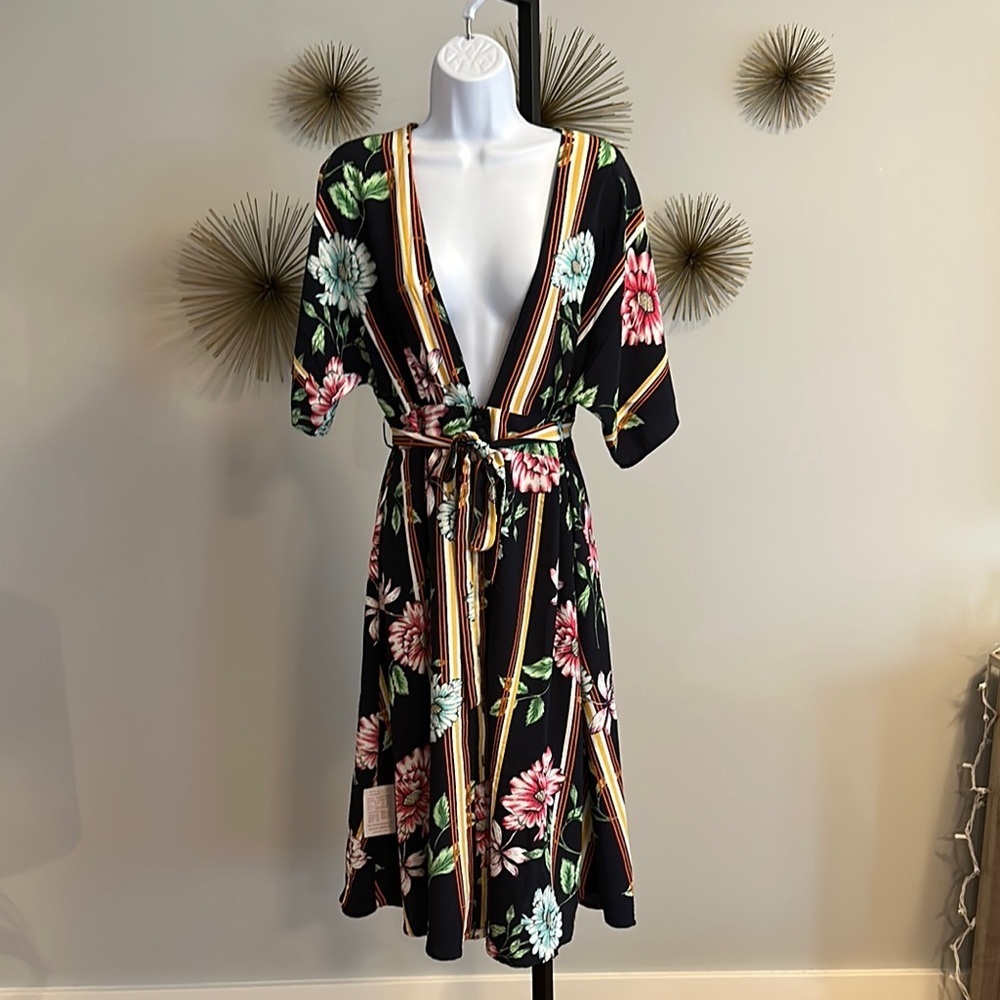 Floral Black Dress​